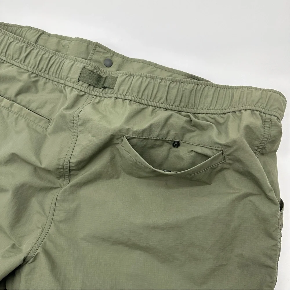 Uniqlo Outdoor Hiking Nylon Ripstop‎ Shorts Size 3X
